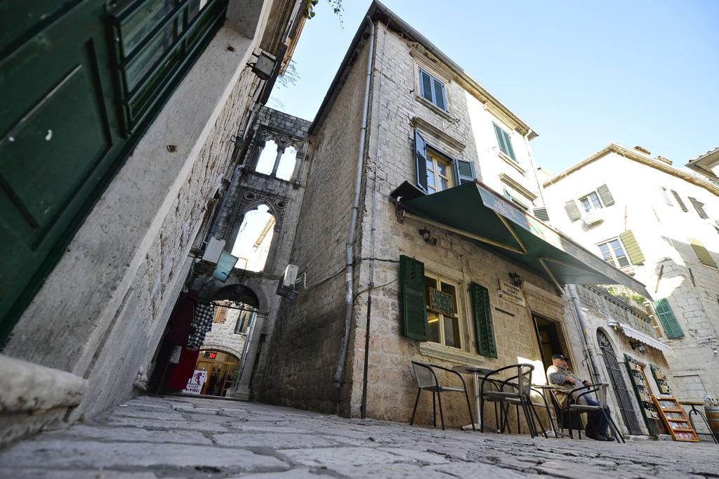 Palazzo Max And Alex Apartments Kotor Exteriör bild